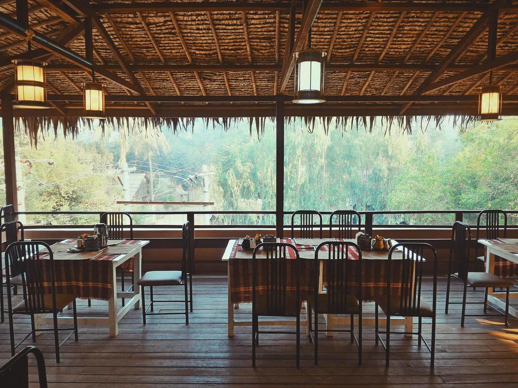 Six Stars Guest House Nyaung-U Dış mekan fotoğraf
