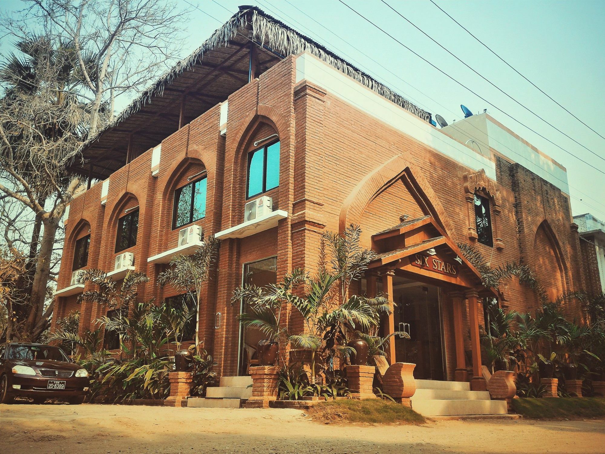 Six Stars Guest House Nyaung-U Dış mekan fotoğraf