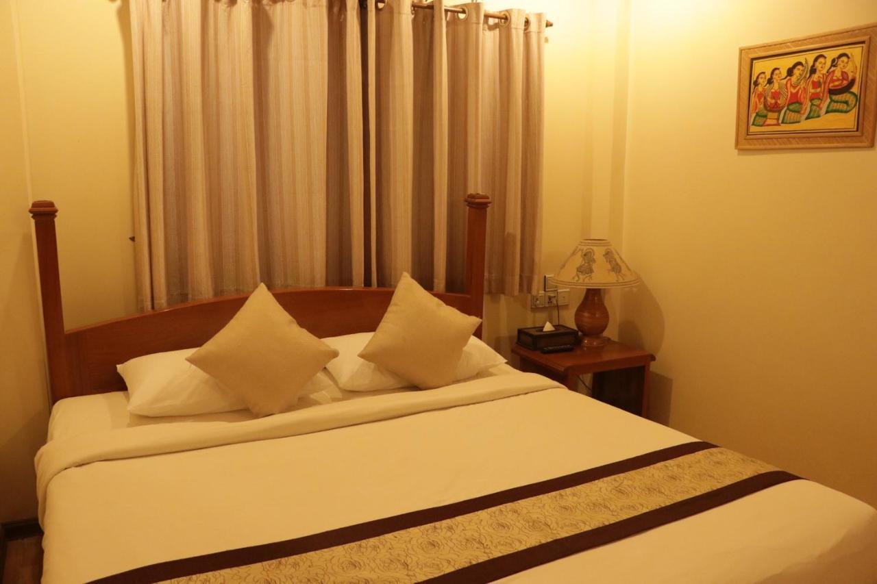 Six Stars Guest House Nyaung-U Dış mekan fotoğraf